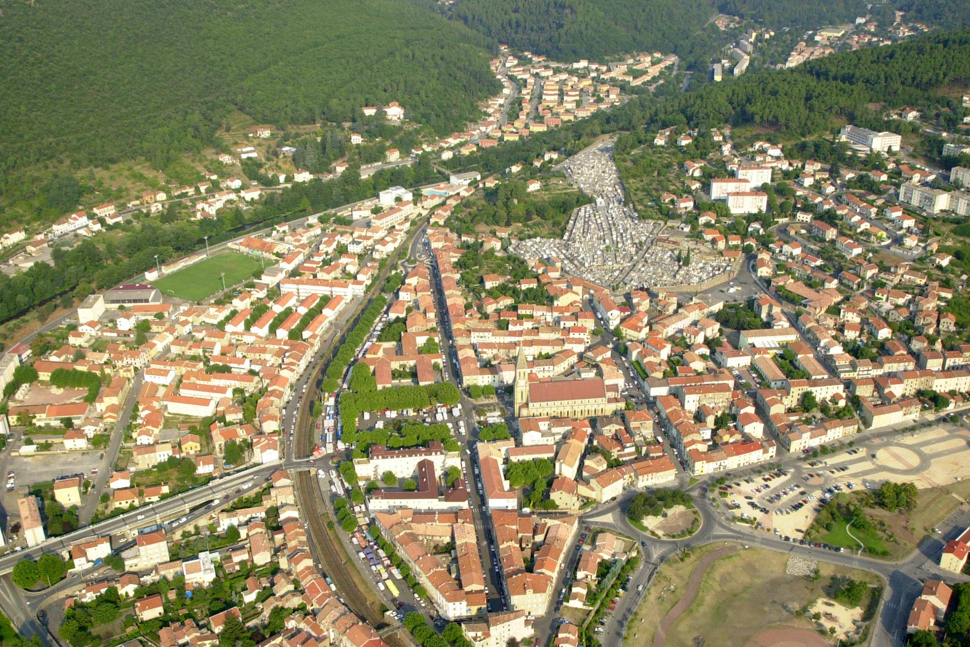 Voyage entre passé, présent et futur Le Mag